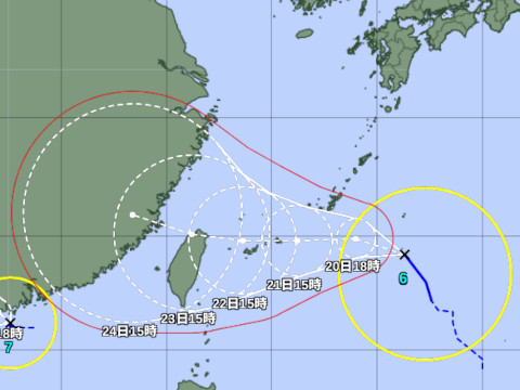 台風進路予想図