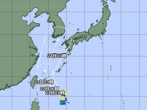 台風進路予想図
