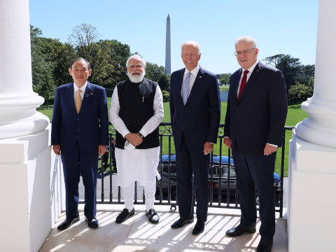 台風進路予想図